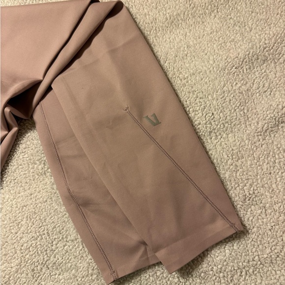 Vuori Evolve Legging Uplift Legging Dusk Pink 7/8 Length High Rise - Picture 15 of 16